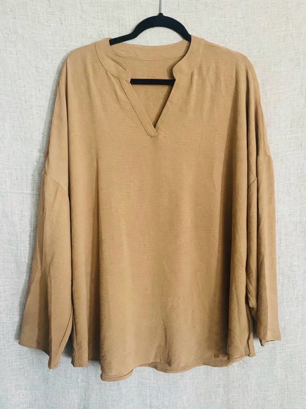 SHEIN Camel V-Notch Long Sleeve Top